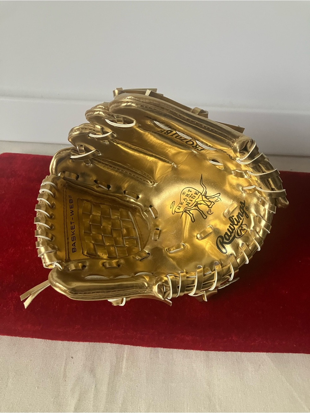 Rawlings Baseball Golden Glove Mini Collectible Heart Of The Hide PRO701BF.